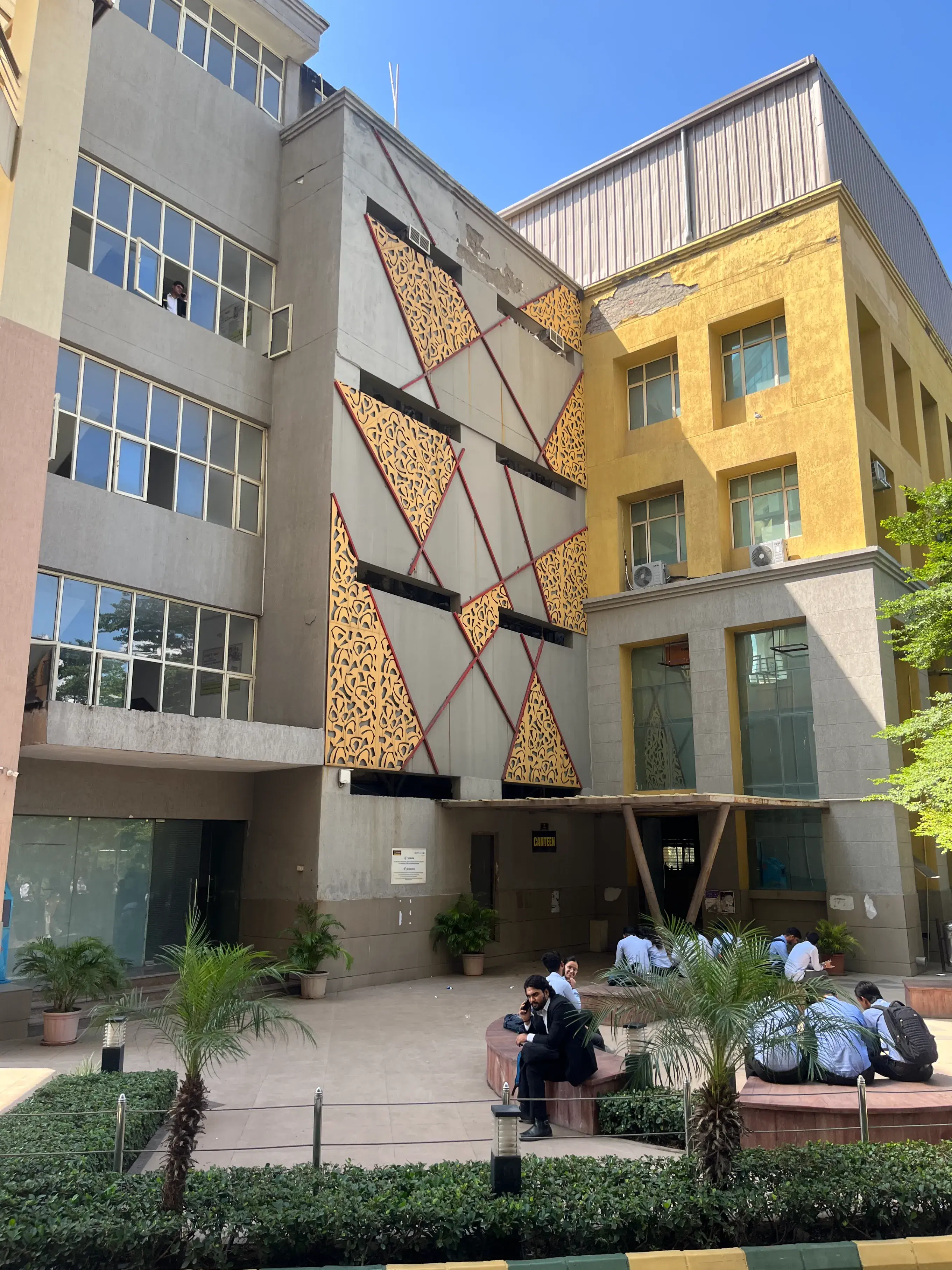 GL Bajaj Cafeteria photo 1